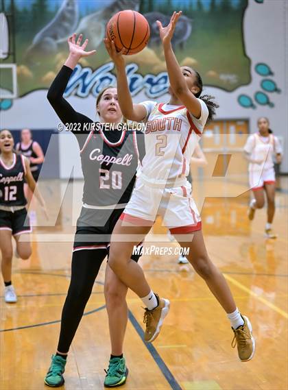 Thumbnail 1 in South Grand Prairie vs. Coppell (UIL 6A Regional Quarterfinal Playoff) photogallery.
