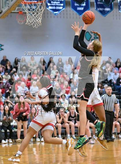 Thumbnail 1 in South Grand Prairie vs. Coppell (UIL 6A Regional Quarterfinal Playoff) photogallery.