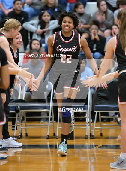 Thumbnail 2 in South Grand Prairie vs. Coppell (UIL 6A Regional Quarterfinal Playoff) photogallery.