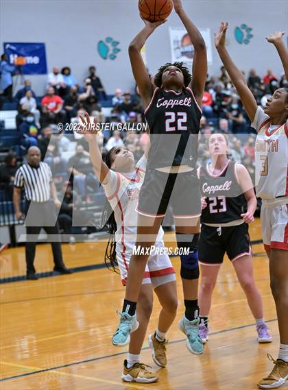 Thumbnail 1 in South Grand Prairie vs. Coppell (UIL 6A Regional Quarterfinal Playoff) photogallery.