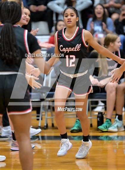 Thumbnail 3 in South Grand Prairie vs. Coppell (UIL 6A Regional Quarterfinal Playoff) photogallery.