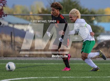 Thumbnail 3 in Idaho Falls vs Blackfoot (IHSAA 4A State Playoff) photogallery.