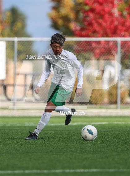Thumbnail 2 in Idaho Falls vs Blackfoot (IHSAA 4A State Playoff) photogallery.