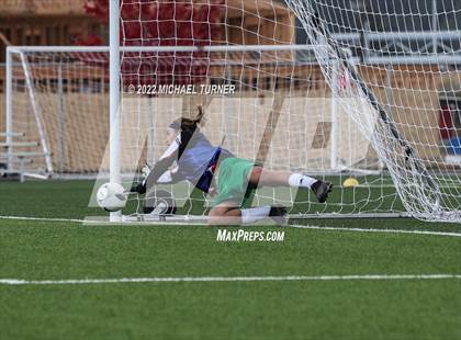Thumbnail 3 in Idaho Falls vs Blackfoot (IHSAA 4A State Playoff) photogallery.