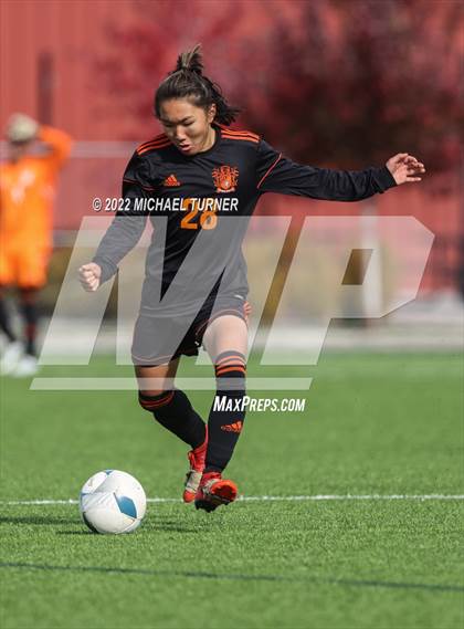 Thumbnail 2 in Idaho Falls vs Blackfoot (IHSAA 4A State Playoff) photogallery.