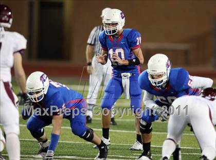 Thumbnail 2 in Austin @ Leander (5A Region 2 Bi-District Playoffs) photogallery.