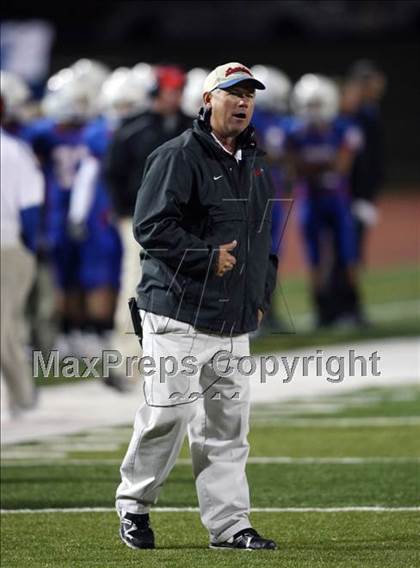 Thumbnail 2 in Austin @ Leander (5A Region 2 Bi-District Playoffs) photogallery.