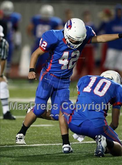 Thumbnail 2 in Austin @ Leander (5A Region 2 Bi-District Playoffs) photogallery.