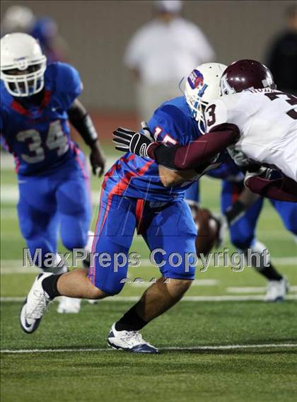 Thumbnail 1 in Austin @ Leander (5A Region 2 Bi-District Playoffs) photogallery.