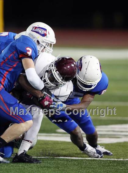 Thumbnail 3 in Austin @ Leander (5A Region 2 Bi-District Playoffs) photogallery.