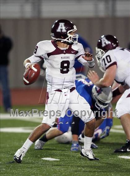 Thumbnail 3 in Austin @ Leander (5A Region 2 Bi-District Playoffs) photogallery.
