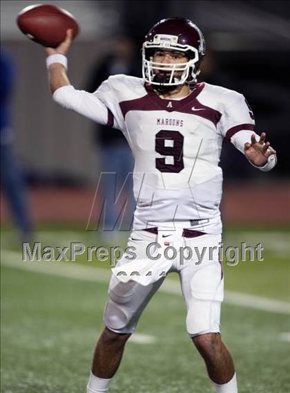 Thumbnail 1 in Austin @ Leander (5A Region 2 Bi-District Playoffs) photogallery.