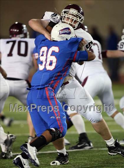 Thumbnail 3 in Austin @ Leander (5A Region 2 Bi-District Playoffs) photogallery.