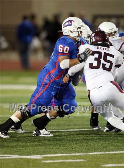 Thumbnail 1 in Austin @ Leander (5A Region 2 Bi-District Playoffs) photogallery.