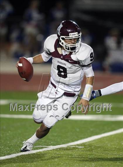 Thumbnail 3 in Austin @ Leander (5A Region 2 Bi-District Playoffs) photogallery.