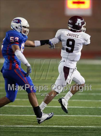 Thumbnail 3 in Austin @ Leander (5A Region 2 Bi-District Playoffs) photogallery.