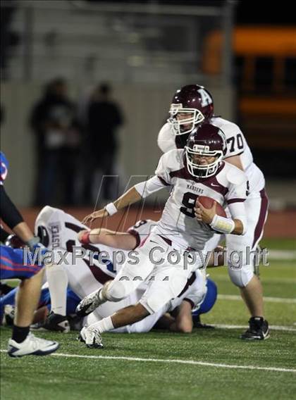 Thumbnail 2 in Austin @ Leander (5A Region 2 Bi-District Playoffs) photogallery.