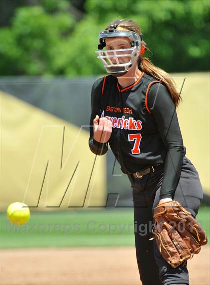 Thumbnail 1 in Northern vs. Eastern Tech (MPSSAA Division 3 Final) photogallery.