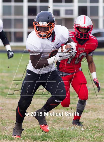 Thumbnail 2 in DuVal @ Suitland photogallery.
