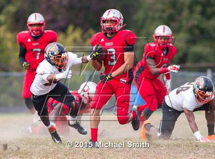 Thumbnail 2 in DuVal @ Suitland photogallery.