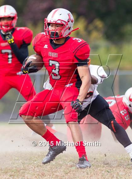 Thumbnail 3 in DuVal @ Suitland photogallery.