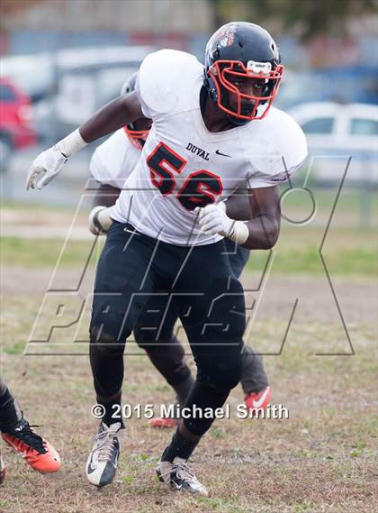 Thumbnail 2 in DuVal @ Suitland photogallery.
