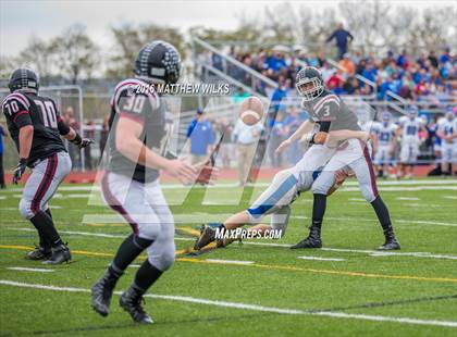 Thumbnail 3 in Horseheads @ Elmira/Southside (Section 4, Class AA, Semifinal) photogallery.
