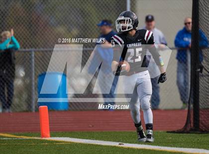Thumbnail 3 in Horseheads @ Elmira/Southside (Section 4, Class AA, Semifinal) photogallery.