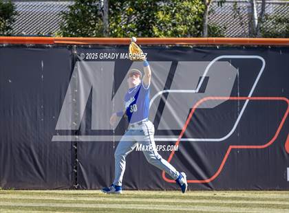 Thumbnail 3 in Huntington Beach vs Santa Margarita (CIF SS Division 1 Round 2) photogallery.