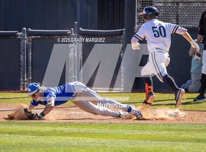 Thumbnail 1 in Huntington Beach vs Santa Margarita (CIF SS Division 1 Round 2) photogallery.