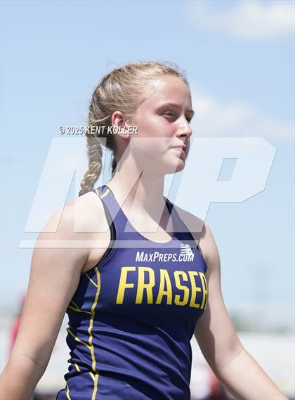 Thumbnail 1 in Utica Eisenhower @ Romeo (MHSAA Regional) photogallery.
