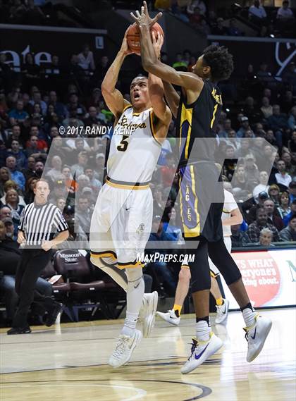 Thumbnail 3 in Montverde Academy vs Kickapoo (Bass Pro Tournament Of Champions) photogallery.