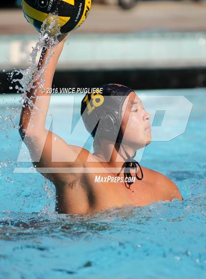 Thumbnail 1 in Crescenta Valley @ La Canada photogallery.