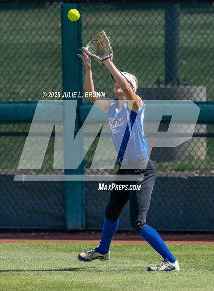 Thumbnail 2 in SCAI North/South All-Star Classic Game 1 photogallery.
