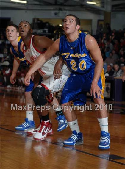 Thumbnail 3 in Meridian vs. Trico (IHSA Class 1A Sectional Semifinal) photogallery.