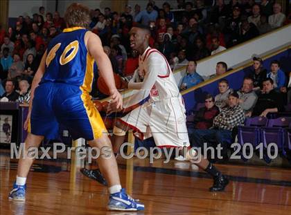 Thumbnail 2 in Meridian vs. Trico (IHSA Class 1A Sectional Semifinal) photogallery.