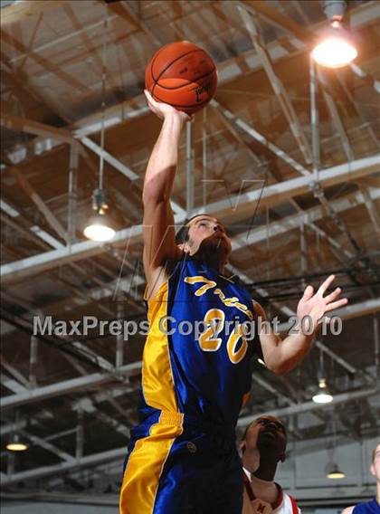 Thumbnail 2 in Meridian vs. Trico (IHSA Class 1A Sectional Semifinal) photogallery.