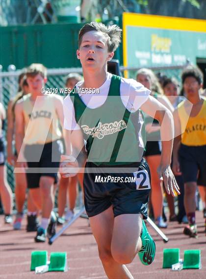 Thumbnail 3 in FVL Championship Trials May 1st (100, 200, 300 LH, 400) photogallery.