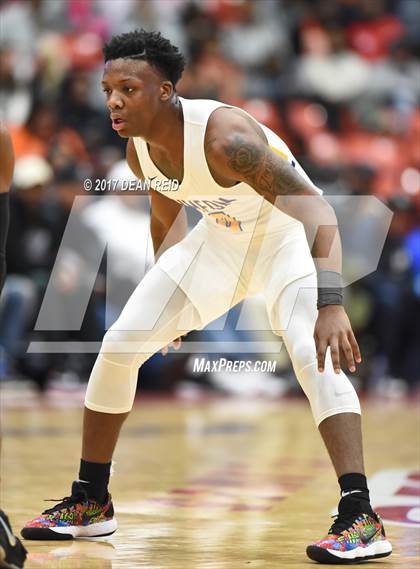Thumbnail 3 in Simeon vs. Chaminade (Chicago Elite Classic) photogallery.