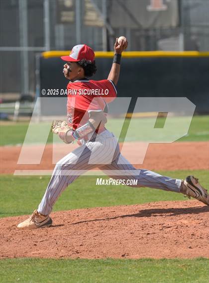 Thumbnail 3 in Prescott vs. Williams Field (Pinon/Huffman Invitational) photogallery.