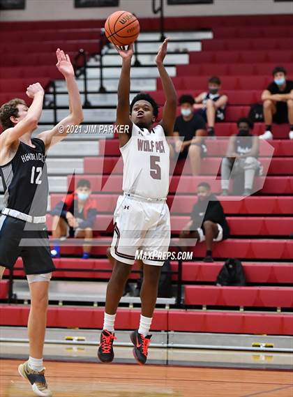 Thumbnail 1 in Hendrickson @ Weiss photogallery.