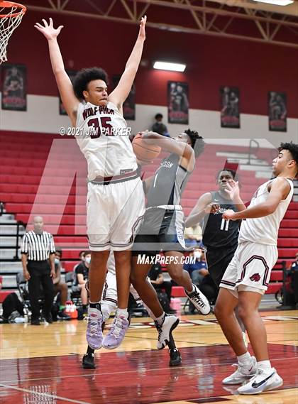Thumbnail 1 in Hendrickson @ Weiss photogallery.