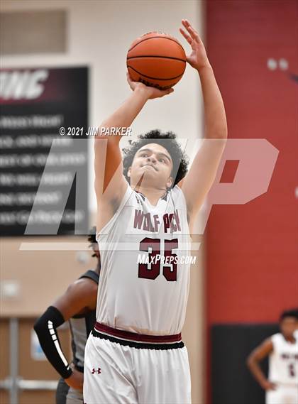 Thumbnail 1 in Hendrickson @ Weiss photogallery.