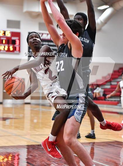 Thumbnail 2 in Hendrickson @ Weiss photogallery.