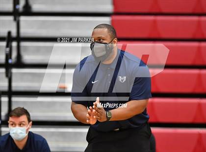 Thumbnail 2 in Hendrickson @ Weiss photogallery.