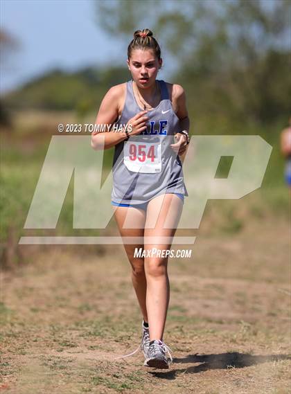 Thumbnail 1 in Brock Cross Country Meet photogallery.