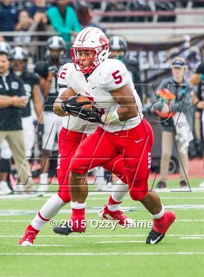 Thumbnail 3 in Katy vs. Steele (UIL 6A Division II Semifinal) photogallery.