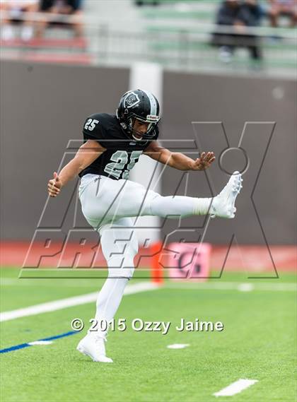 Thumbnail 3 in Katy vs. Steele (UIL 6A Division II Semifinal) photogallery.