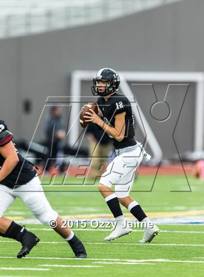 Thumbnail 3 in Katy vs. Steele (UIL 6A Division II Semifinal) photogallery.