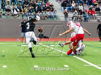 Thumbnail 3 in Katy vs. Steele (UIL 6A Division II Semifinal) photogallery.